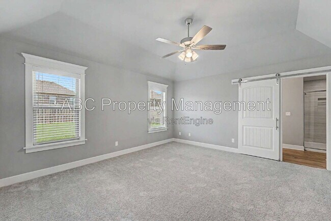 Building Photo - 381 Captain Hopkins St