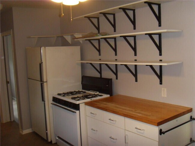 Building Photo - 5506 Avenue G