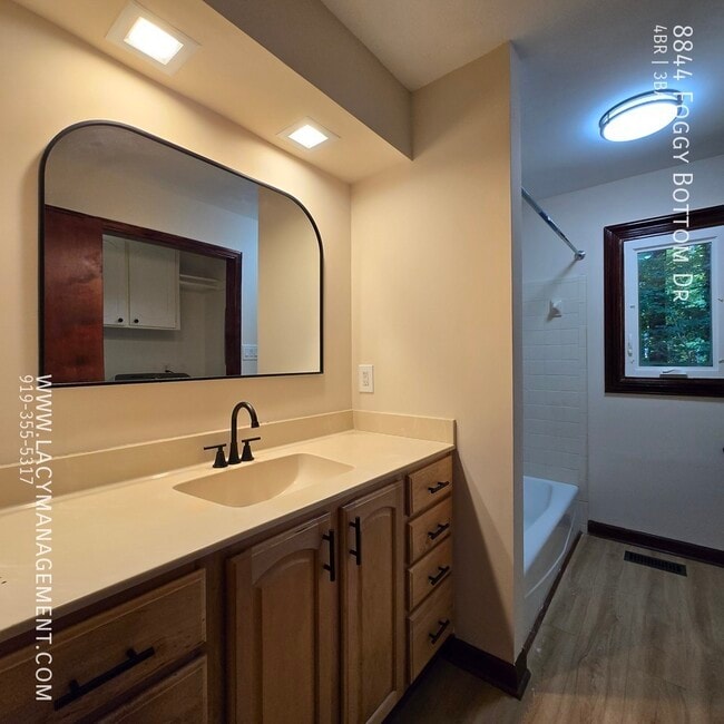 Building Photo - 8844 Foggy Bottom Dr