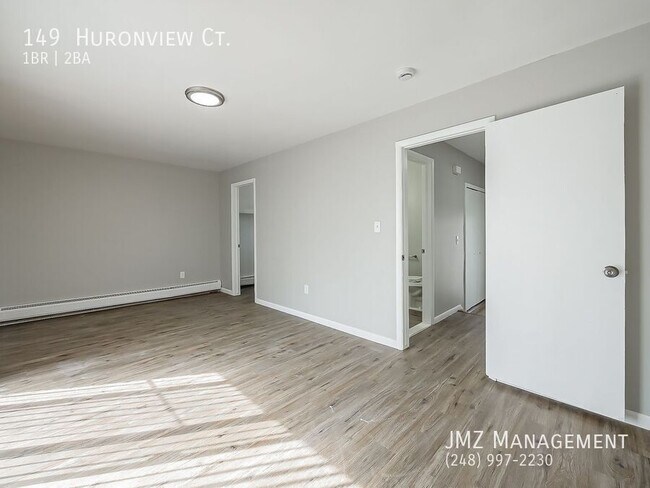 Building Photo - 149 Huronview Ct