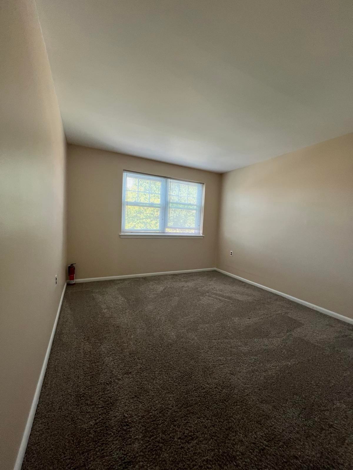 Building Photo - 10106 Calera Rd