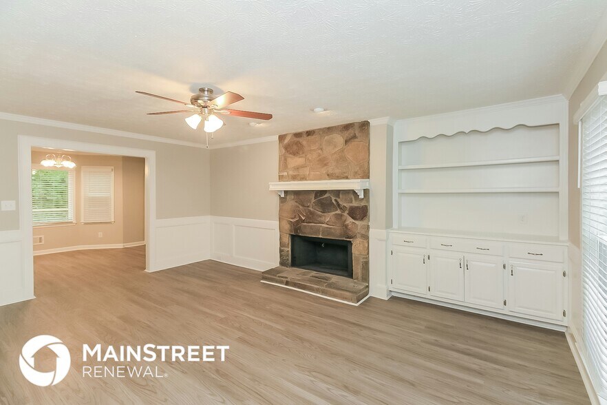 Building Photo - 5501 Reynard Trail