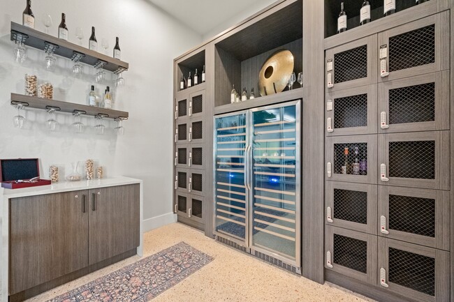 Interior Photo - Addison Square