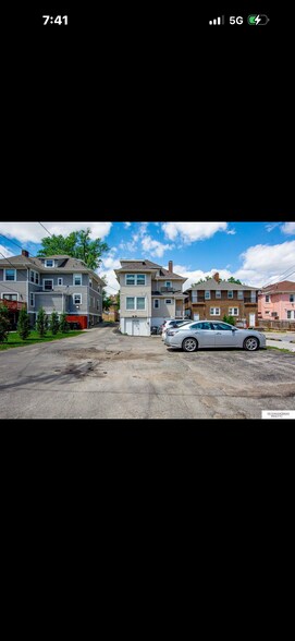 Building Photo - 111 S 38th St