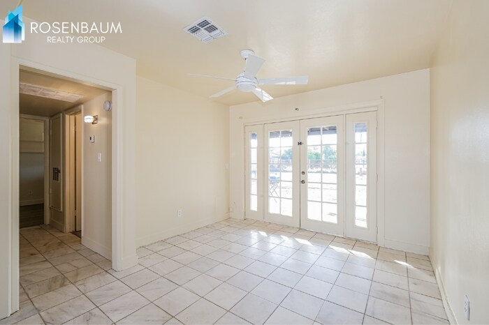 Building Photo - 2609 W McLellan Blvd