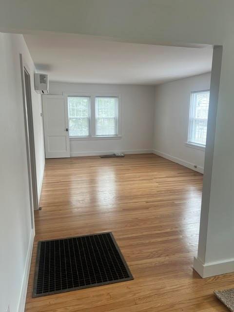 Building Photo - 370 Chapel St