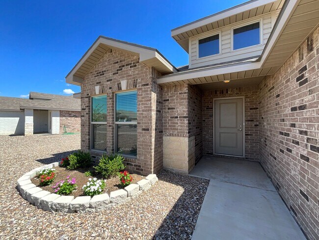 Building Photo - 2408 Outlaw Ct
