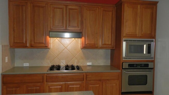 Building Photo - 613 Hickory Run Dr