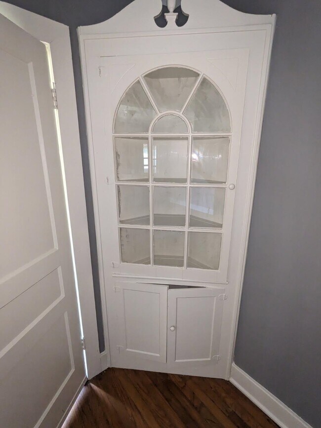 Building Photo - 1267 Garden Rd