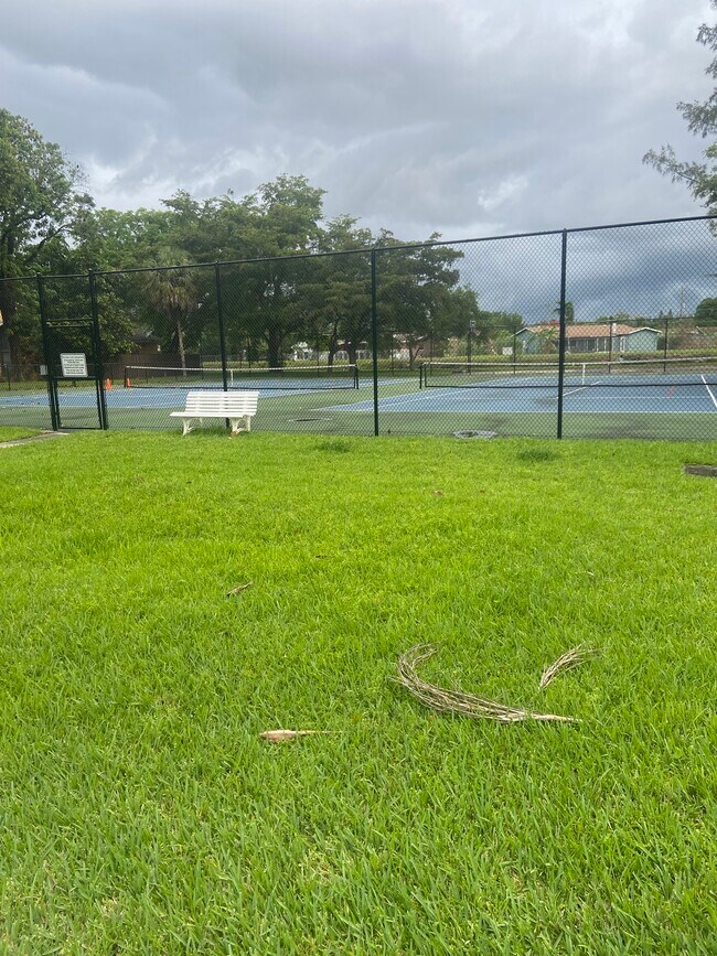 Building Photo - 7063 W Sunrise Blvd