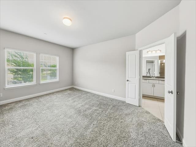 Building Photo - 213 Suma Dr