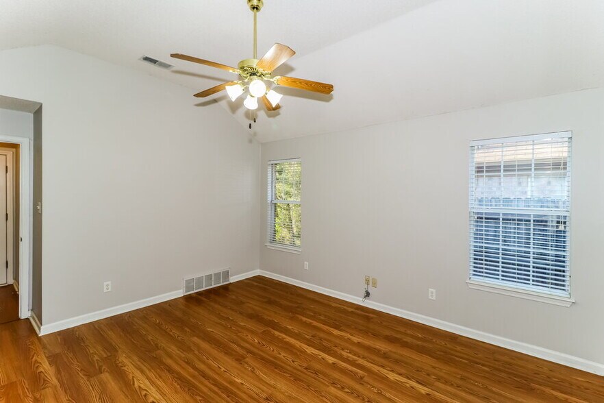 Building Photo - 2806 Breezy Ridge Trail