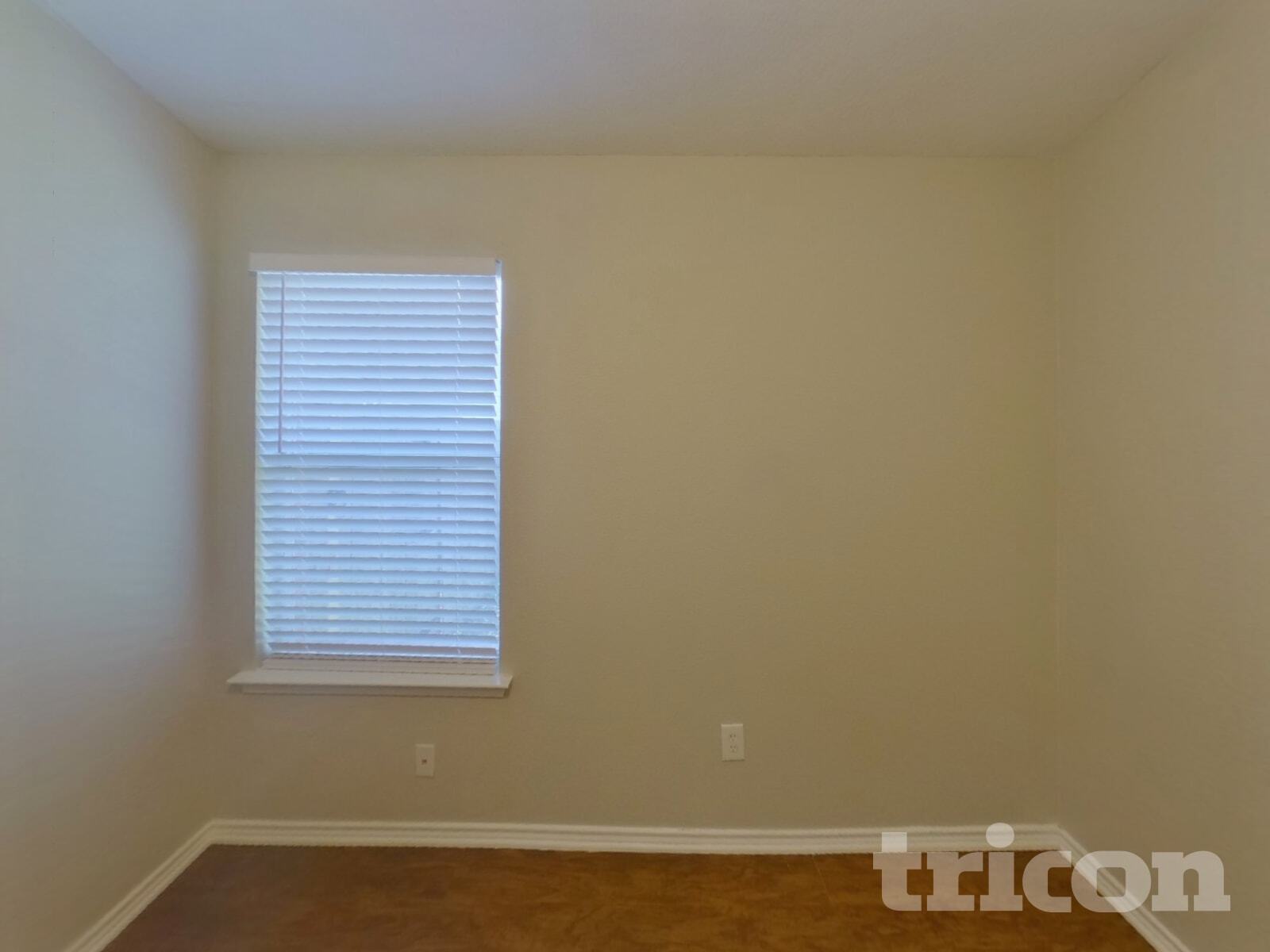 Building Photo - 2116 Charmion Ln