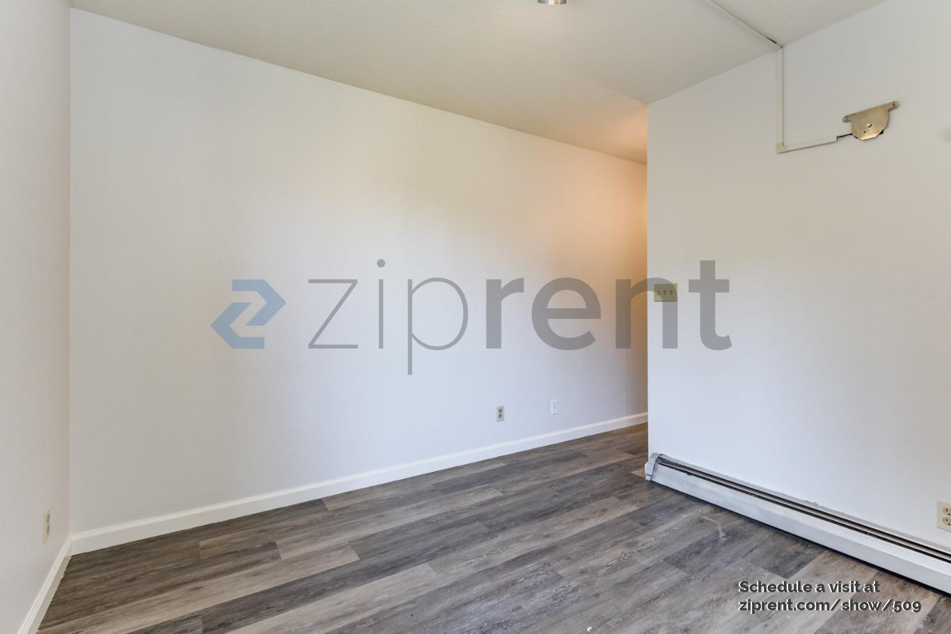 Building Photo - 900 Bush St