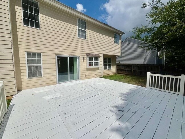 Building Photo - 540 Manor Glen Dr