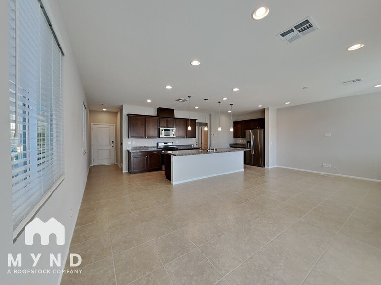 Building Photo - 6646 Evander St