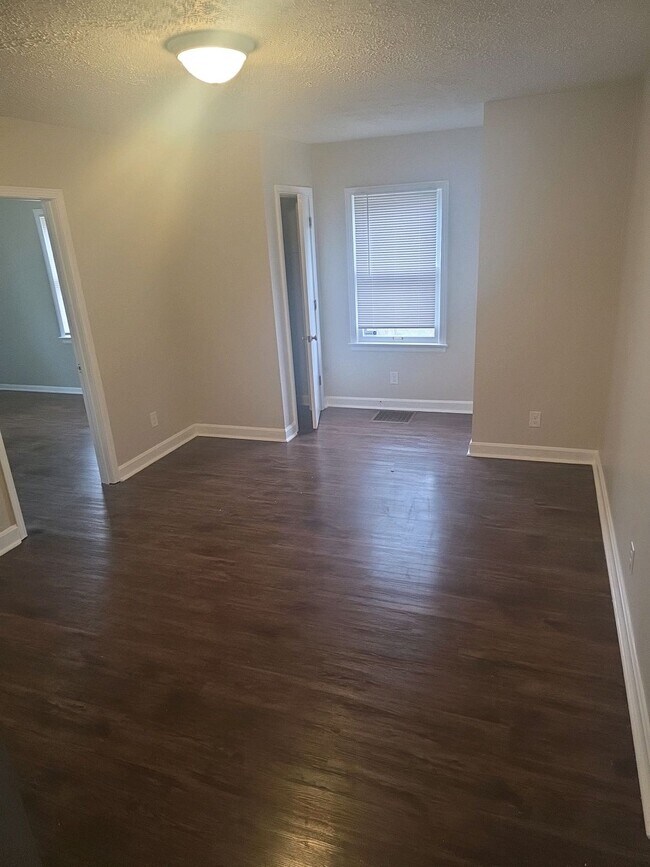 Building Photo - 8902 Beulah Church Rd