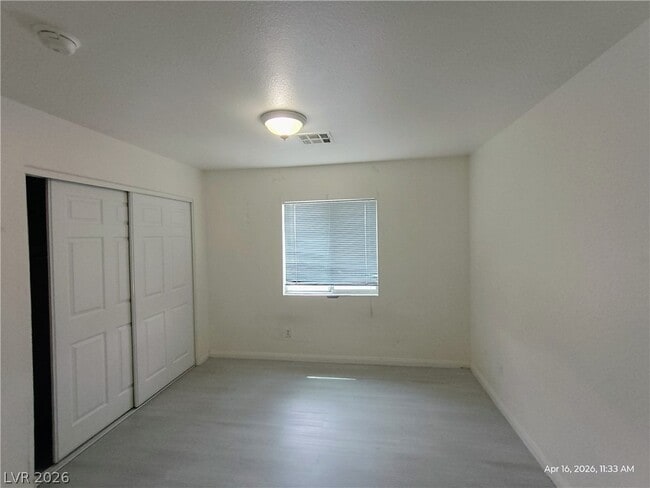 Building Photo - 5195 Shreve Ave