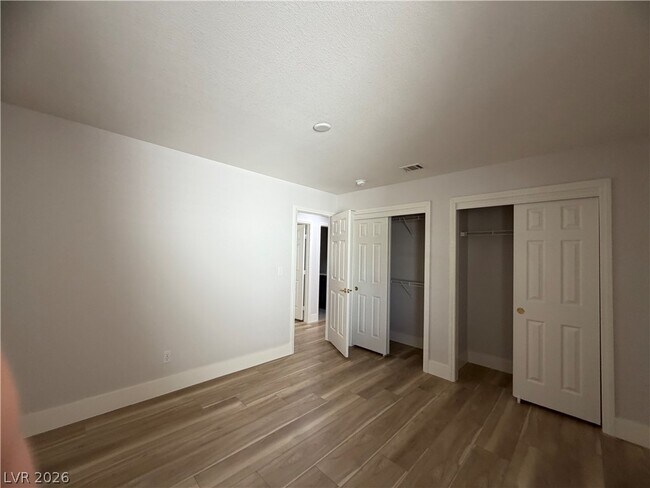 Building Photo - 5004 Elm Grove Dr