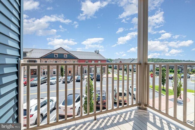 Building Photo - 1708 Fairmont Dr