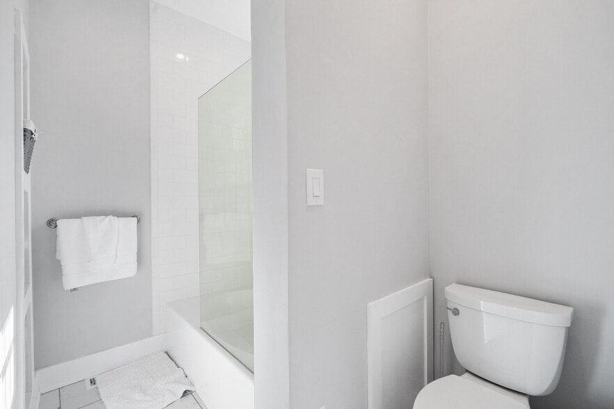 Building Photo - 1408 S Street Northwest-SI ID1047363P