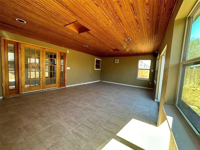 Building Photo - 6602 Providence View Ln