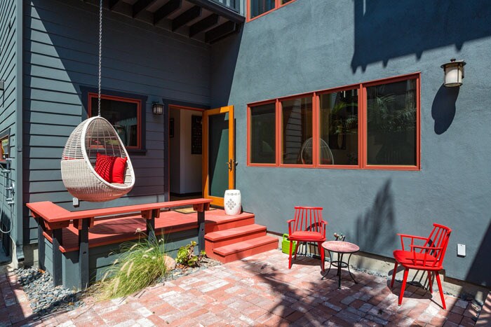 Building Photo - 432 Howland Canal