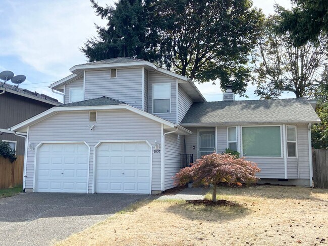 Primary Photo - Charming 3 bedroom Federal Way home