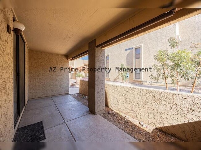 Building Photo - 1125 E Broadway Rd