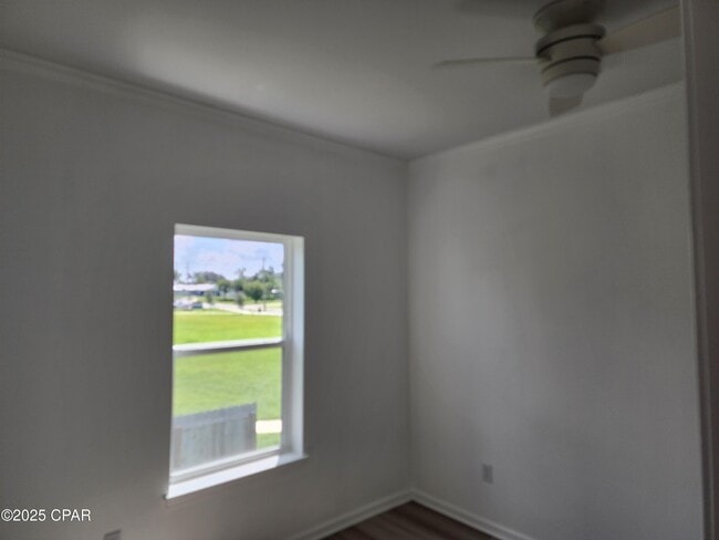 Building Photo - 300 Penny Ct