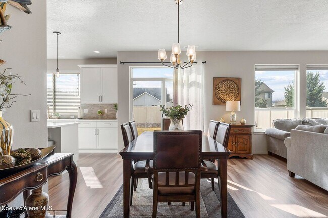 Building Photo - Spacious 4BR + Loft Home in Desirable North Place Community — Post Falls