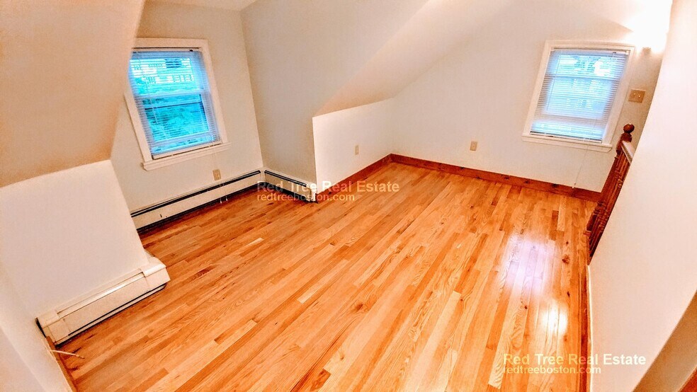 Building Photo - 479 High St