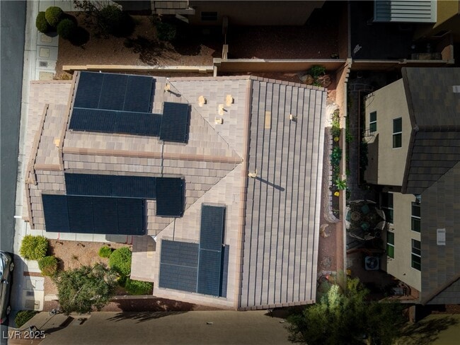 Building Photo - 10742 Leatherstocking Ave