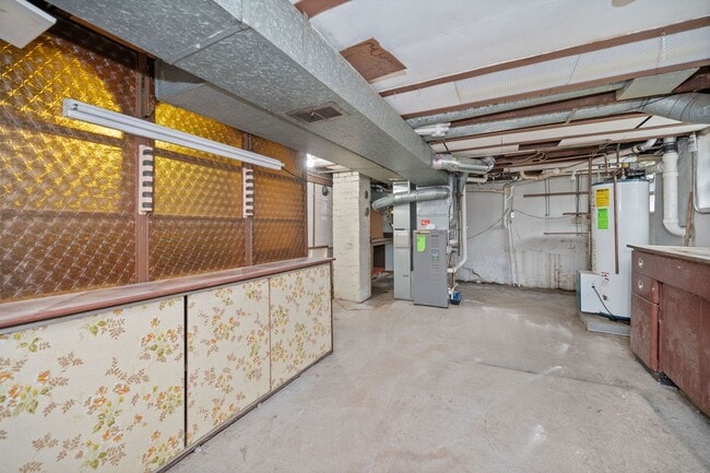Building Photo - CHEVIOT- Charming 3 bedroom 1.5 bath