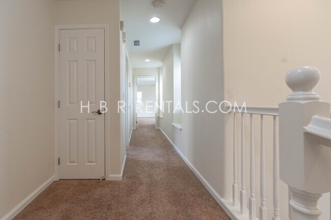 Building Photo - Bethany Village Mountain House Move-In Ready 3-Bed, 2.5-Bath