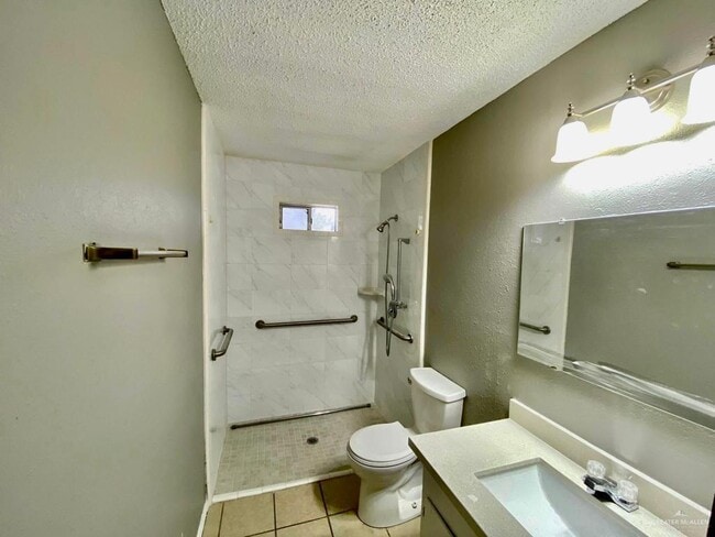 Building Photo - 8 N McColl Rd