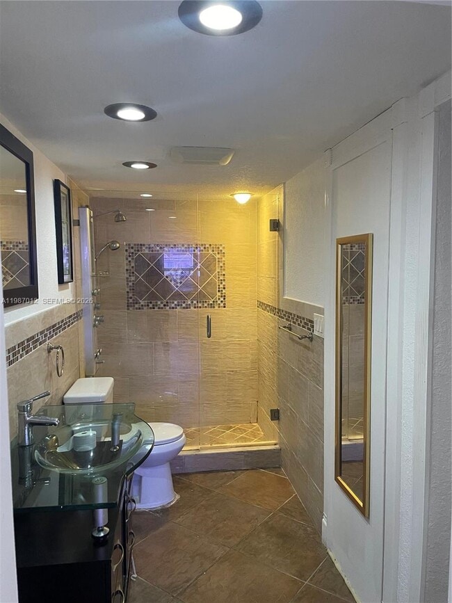 Building Photo - 3821 W 11th Ct