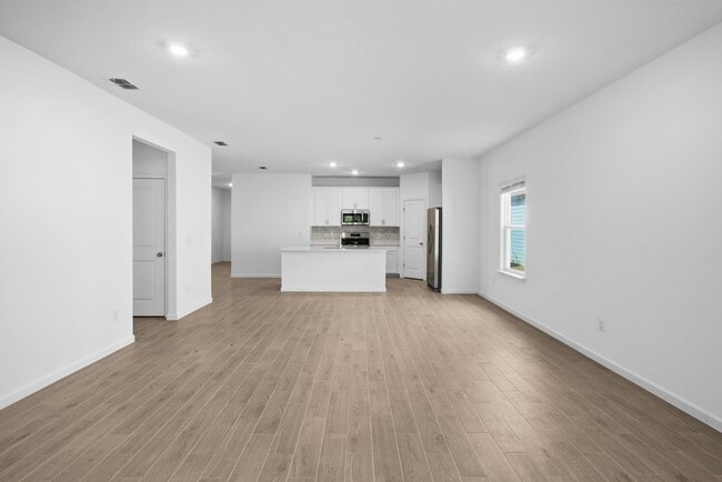 Building Photo - 60 Eustis Pt