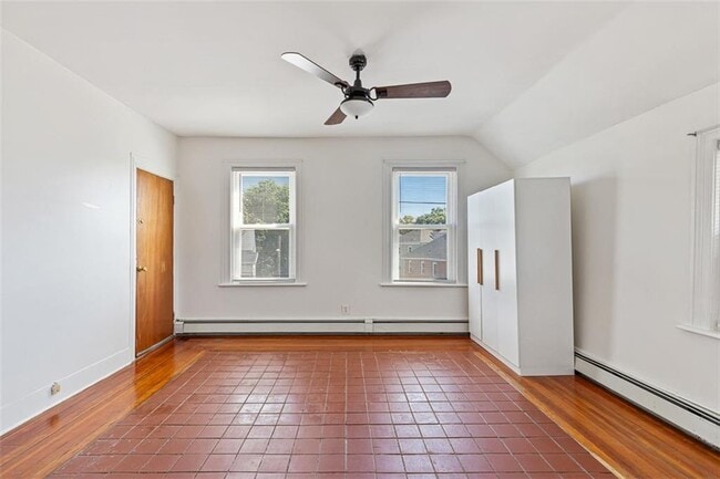 Building Photo - 884 Smithfield Ave