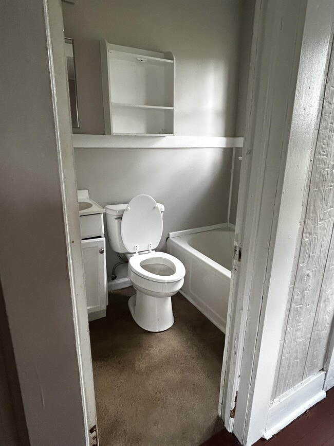 Building Photo - 1317 Stroud Ave