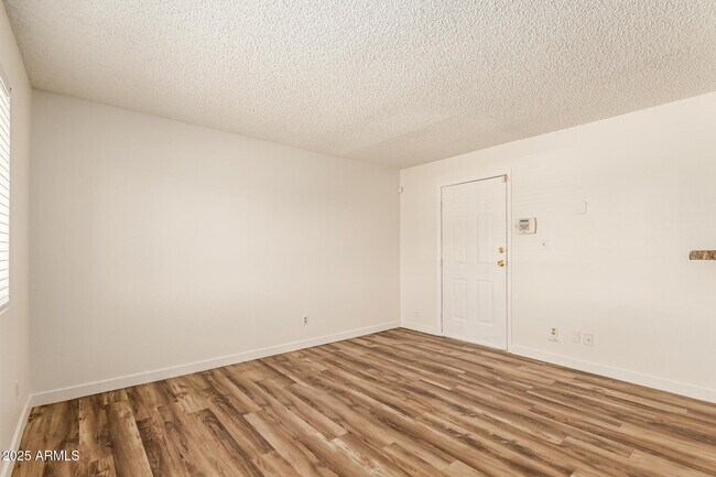 Building Photo - 3601 W Tierra Buena Ln