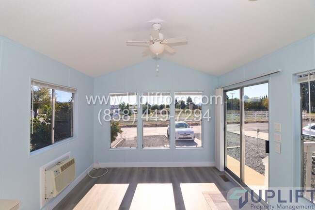 Building Photo - 55+ Community 1 bedroom in Canyon Ridge Estates