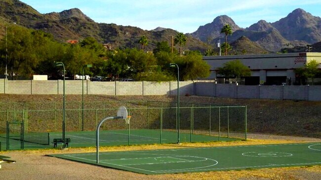 Tennis, Pickleball & Basketball Courts - 10410 N Cave Creek Rd