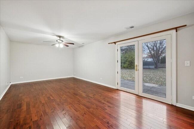 Building Photo - 20 S Parliament Way