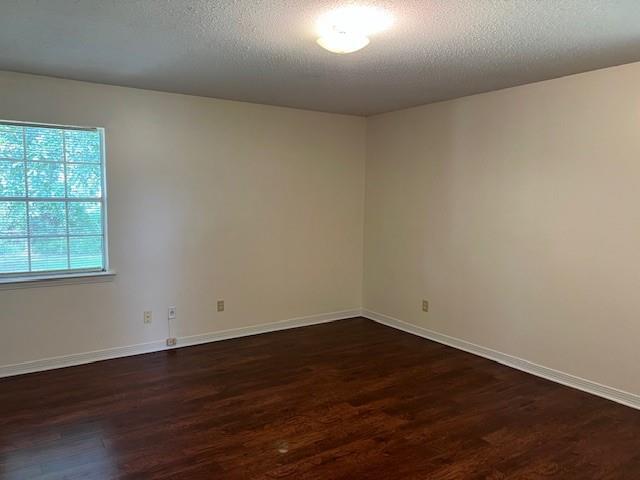 Building Photo - 6009 Glencrest Ct