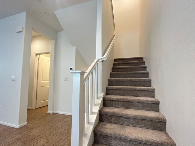 Building Photo - 2327 Verano Wy.
