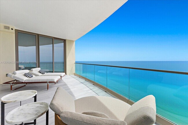 Building Photo - 17975 Collins Ave