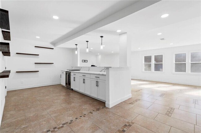 Building Photo - 526 Coopers Pond Dr