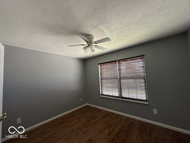 Building Photo - 6903 Governors Pointe Blvd