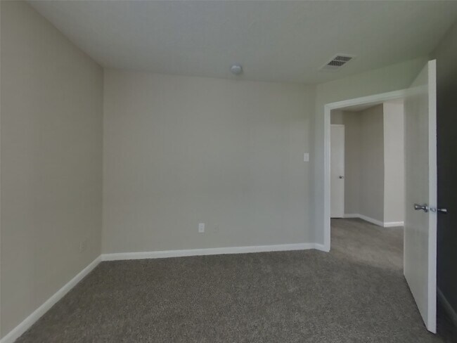 Building Photo - 20603 Fair Castle Dr